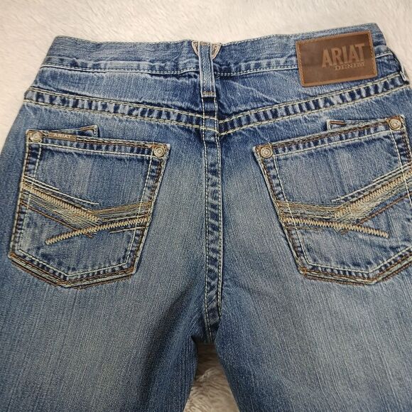 Ariat M6 Slim Boot Womans Distressed Denim Jeans 100%Cotton 30x28 Measurements. - Picture 15 of 16